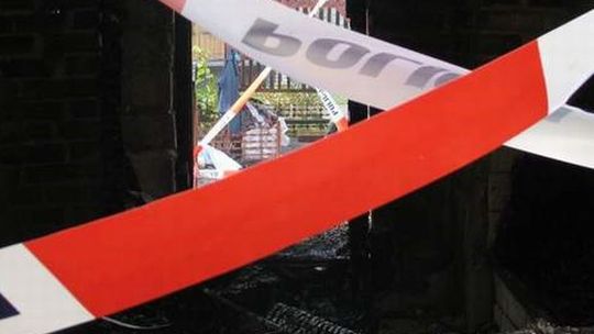 Czeberaki: Polał się benzyną i spalił razem z dachem domu
