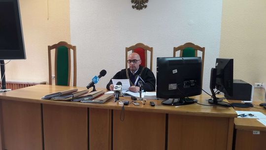 Czeczeni skazani za napaść na strażników. "Oskarżony wyskoczył w stylu Bruce'a Lee"