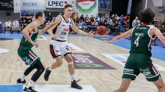 Czerwono-czarni wracają z Krosna z kompletem punktów