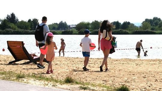 Część kąpielisk już zamknięta. Są miejsca, w których popływały jeszcze przez tydzień