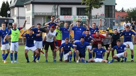 Czołówka bialskiej okręgówki wywrócona do góry nogami