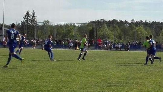 Czołówka chełmskiej okręgówki z kompletami. Drzemka obrony w Białopolu