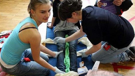 Cztery minuty = życie. Przygotują uczniów do bezpiecznych wakacji 