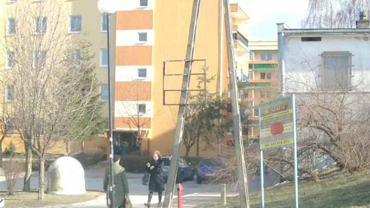 Czuby: Słupy bez właściciela, ale nie do ruszenia
