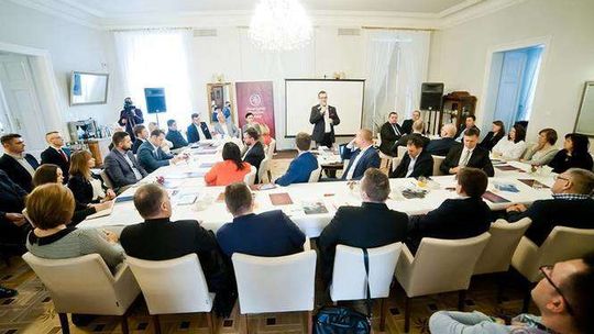 Czują, że są powołani do bycia przedsiębiorcą. Spotkania o poranku