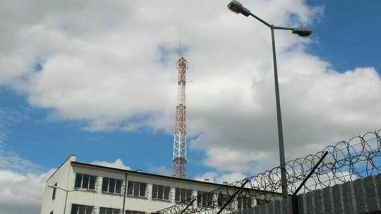 „Czujemy się jak w więzieniu”. Strajk głodowy w strzeżonym ośrodku dla cudzoziemców  