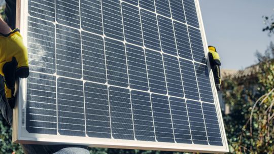 Czy kolektory słoneczne sprawdzają się przez cały rok? Czy kolektory słoneczne sprawdzają się przez cały rok?