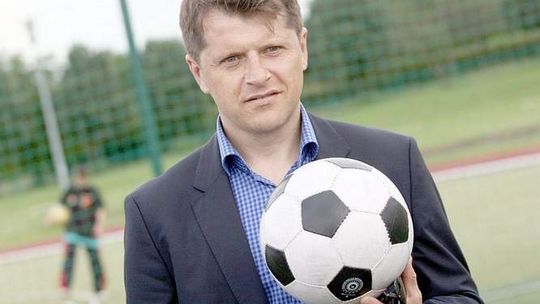 Czy poseł z Łukowa i menadżer Lewandowskiego zatrudnia rodzinę? 