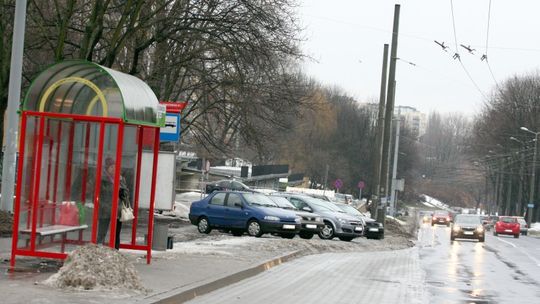 Czy przystanek odda miejsce targowisku?