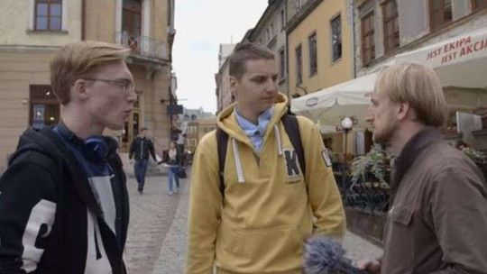 "Czy trzeba usuwać tablice Mendelejewa?" Lublinianie dali się wkręcić youtuberowi