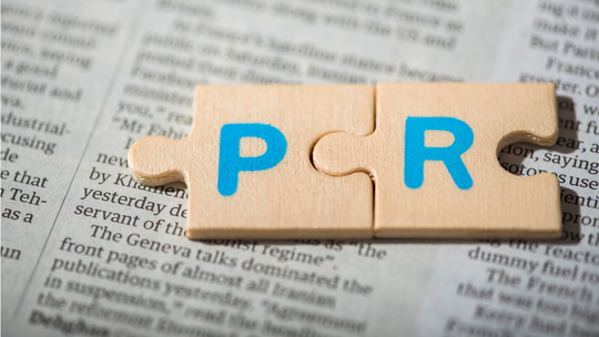 Czy Twojej firmie potrzebny jest PR? Jak działa agencja public relations?