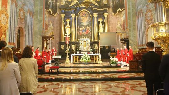 Czy w kościołach będą sprawdzać, kto się zaszczepił?