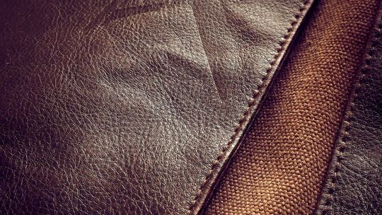 Czy warto decydować się na skórzaną tapicerkę?