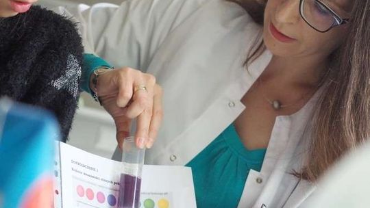 Czy warto żuć gumę? Lubelski Festiwal Nauki na finiszu