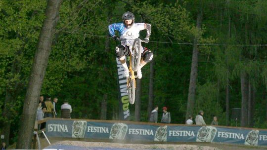 Czyste szaleństwo: Rozmowa z Maciejem Chmielem