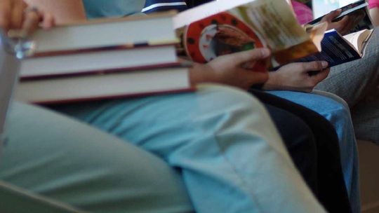 Czytają i rozmawiają. Dyskusyjne Kluby Książki w woj. lubelskim