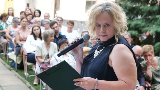 Czytamy "Przedwiośnie" Stefana Żeromskiego. Akcja przed biblioteką w Lublinie [zdjęcia]