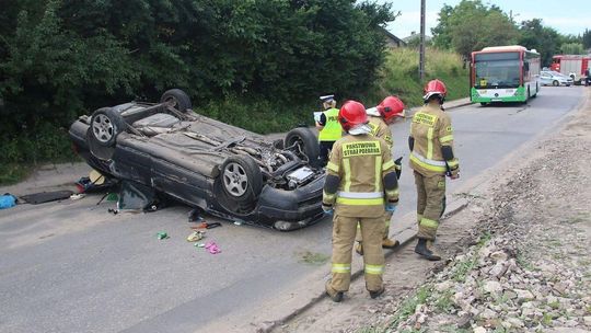 Dachowanie na ul. Janowskiej w Lublinie. Ulica jest już odblokowna