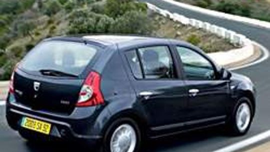 Dacia sandero (nr 6) - 69 głosów