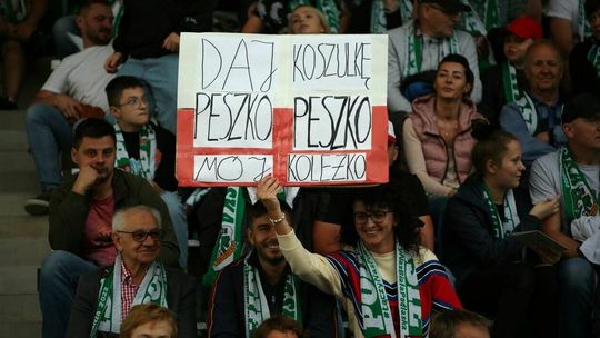 „Daj koszulkę Peszko”. Nowy stadion przetestowały sławy 