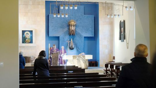 Daleko nam do stanu wojennego. W lubelskich kościołach coraz mniej wiernych