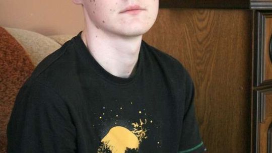 Damian chce normalnie żyć. Pomóc może mu amerykański lek