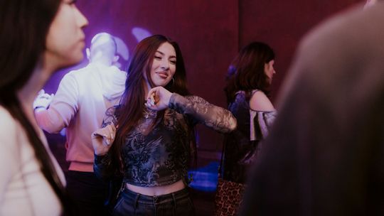 Dance, dance, dance...