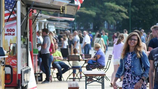 Dania z całego świata w jednym miejscu. Zlot foodtrucków w Puławach