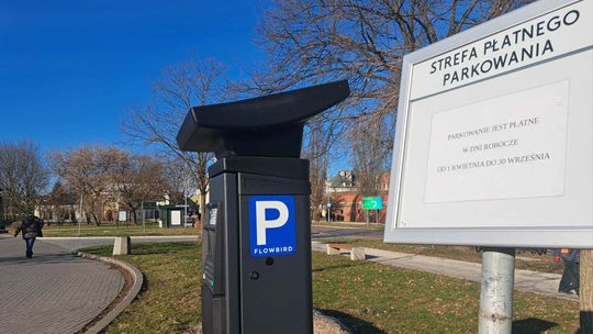 Darmowe, ale płatne. O co chodzi z parkingami w Zamościu?