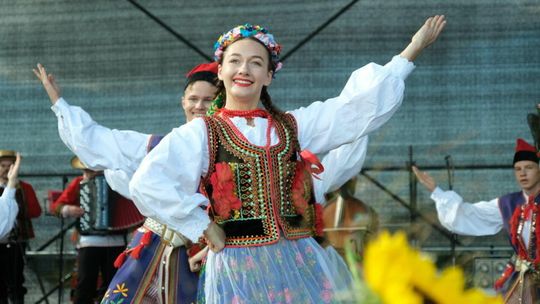 Dawid Kwiatkowski i Wilki wystąpią na Dożynkach Wojewódzkich 2022. Program