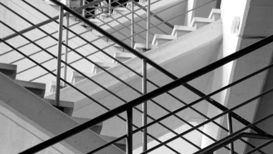 Dawny biurowiec PKS zmieni się w blok z mieszkaniami socjalnymi