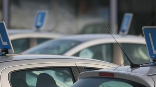 Dealerzy oferują WORD-om auta za grosze