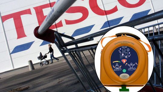 Defibrylatory trafiły do sklepów sieci Tesco. Kilka pojawiło się w województwie lubelskim