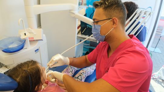 "Dentobus" znów zaparkuje przy szkołach w regionie