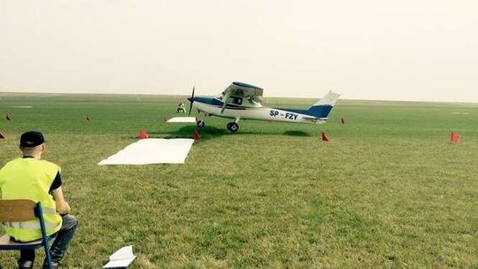 Depułtycze Królewskie: Trwają zawody samolotowe