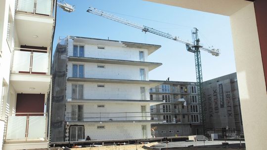 Deweloperzy biją rekord i budują coraz więcej mieszkań. Kiedy koniec boomu?