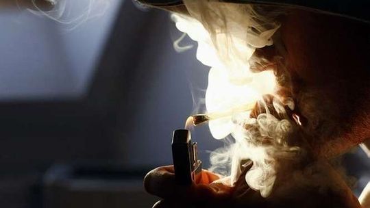 Dilerzy w gimnazjum, przesłuchano kilkudziesięciu uczniów