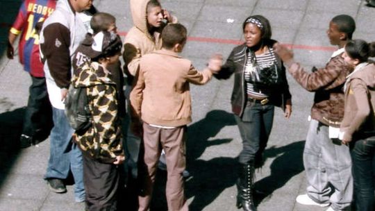 DKF Benshi: „Klasa”