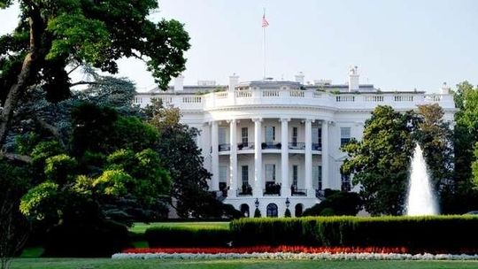 Dla kogo Biały Dom? Wybory w Stanach Zjednoczonych już we wtorek