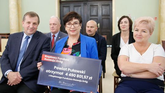 Dla powiatu puławskiego 4,5 mln zł, dla Zamościa 1,9 mln zł. Pieniądze na drogi rozdane