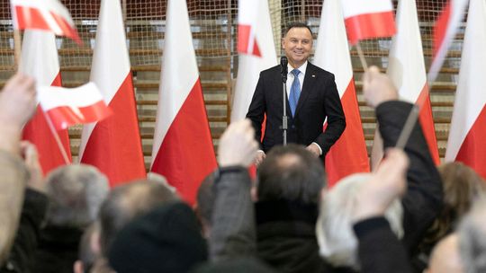 Dlaczego rządowa agencja płaci podlubelskiej szkole za wizytę Andrzeja Dudy? Ustaliliśmy jak KOWR zbierała oferty