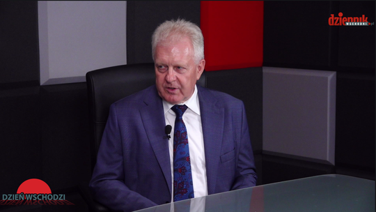 Dług się nie powiększa, ale ciąży