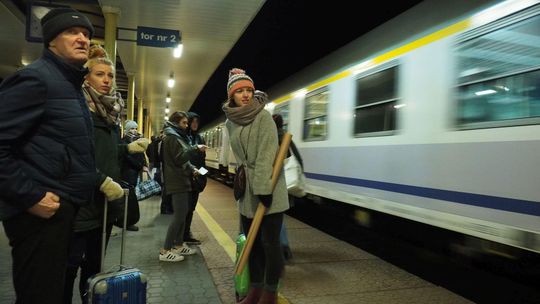 Długi weekend z tańszą jazdą w PKP Intercity