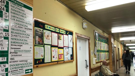 Długie kolejki i krótkie wizyty w lekarskich gabinetach. To łamanie praw chorych?