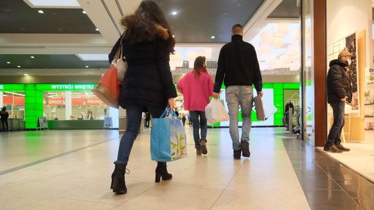 Do 17 stycznia hotele nieczynne, w restauracjach tylko "na wynos", a wyciągi jedynie dla sportowców