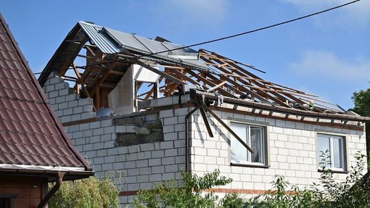 Do czasu odbudowy domu poszkodowana rodzina z Wyryk ma zapewnione mieszkanie zastępcze