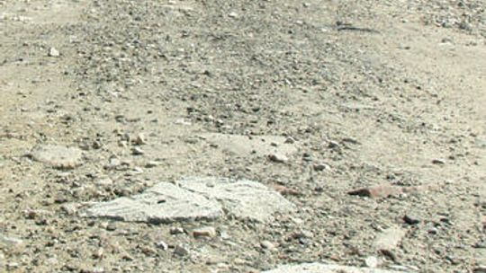 Do domu po nagrobkach