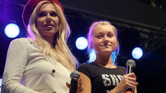 Doda, Sablewska i Siwiec w Tarasach Zamkowych. Na spotkaniu tłumy nastolatek (zdjęcia)