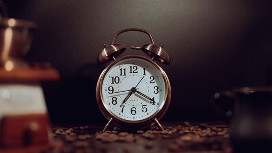 Dodatkowa godzina snu w najbliższy weekend