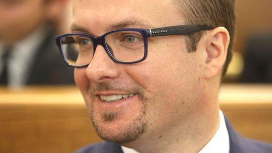 Dojrzewa awantura w Ratuszu. PiS chce odwołać przewodniczącego Rady Miasta?